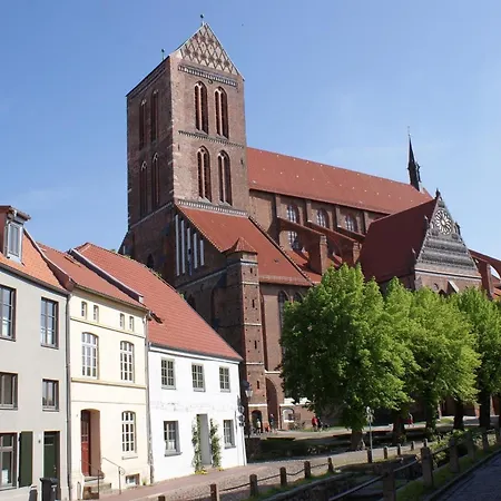 Buetow We1 Mit Parkplatz -abc9 *